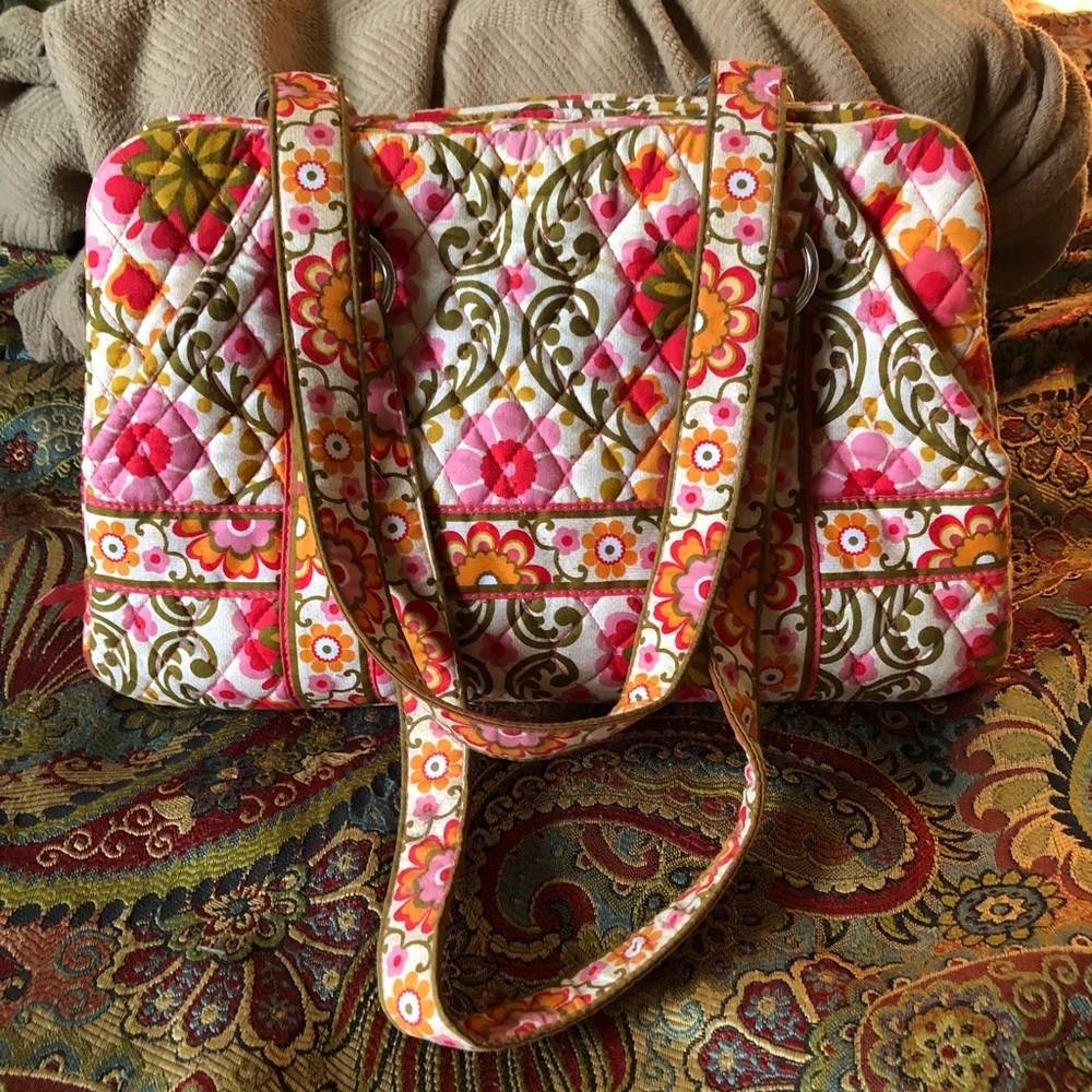 Discontinued Vera Bradley Purse in Folkloric